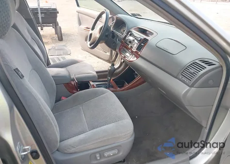 2004 Toyota Camry Xle from USA, damaged, VIN 4T1BE30K04U823664